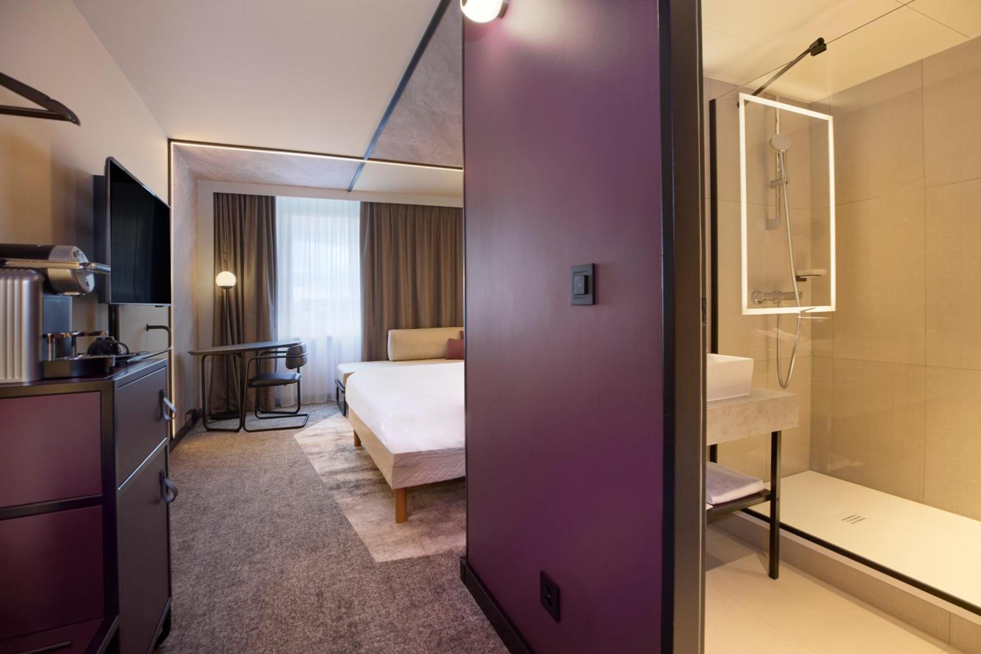 Novotel Zürich Airport Messe Hotel