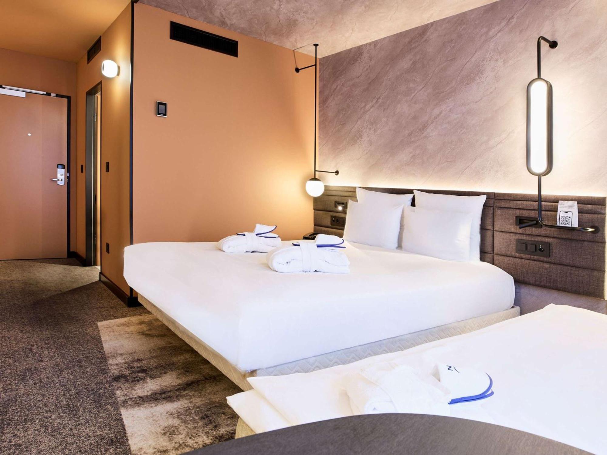 Novotel Zuerich Airport Messe Hotel 4*