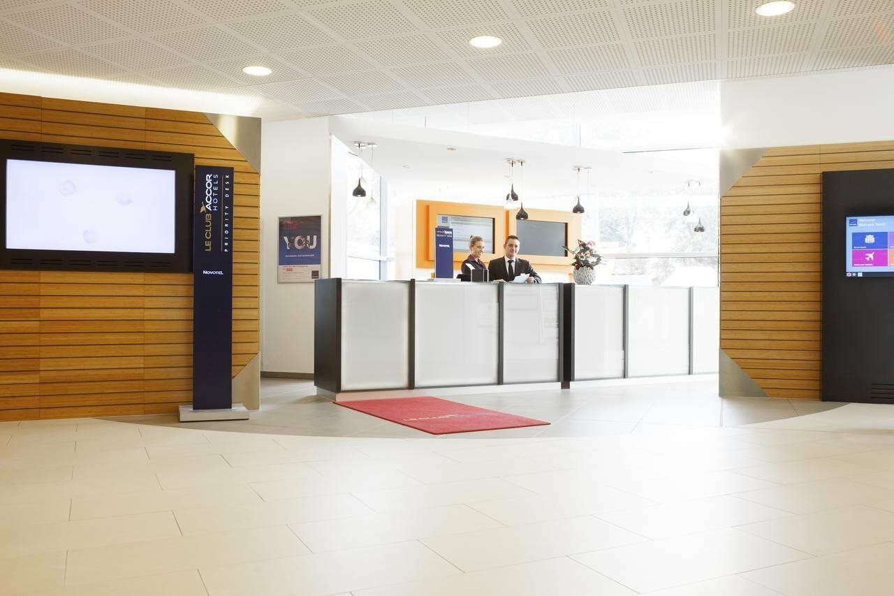Novotel Zürich Airport Messe 4*